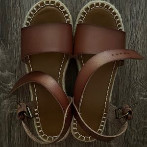 Universal Thread Wedges, Size 7